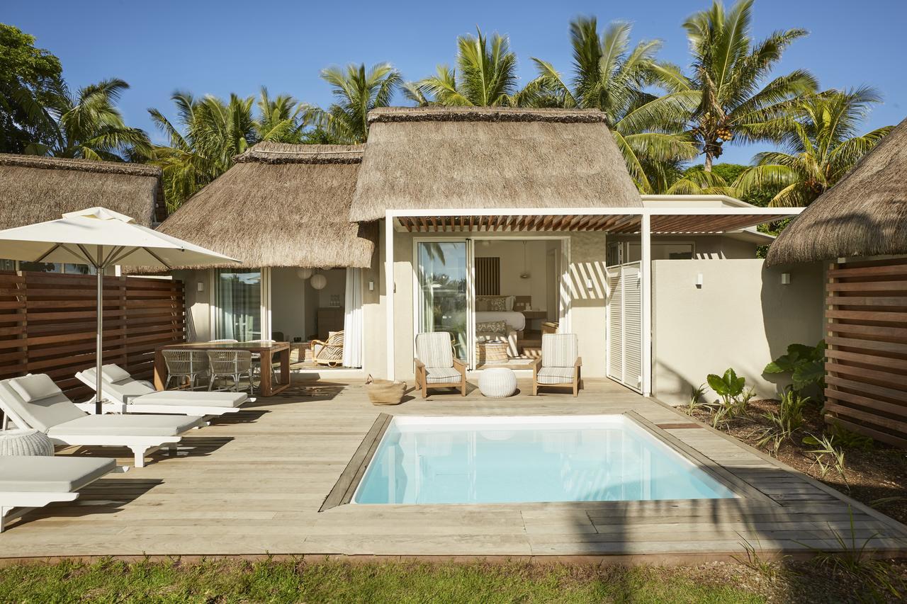 Lux* Grand Gaube Resort & Villas Exterior photo A villa at Constance Etoile de Mer