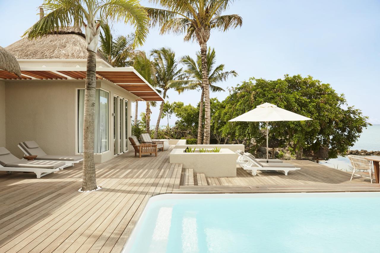 Lux* Grand Gaube Resort & Villas Exterior photo The Beach Villas